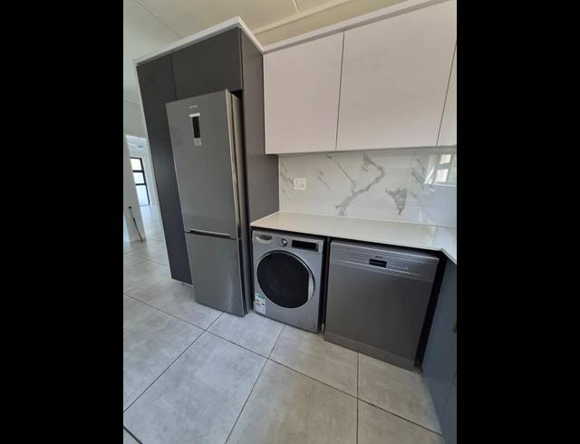 3 BEDROOM PROPERTY TO RENT IN IZINGA RIDGE